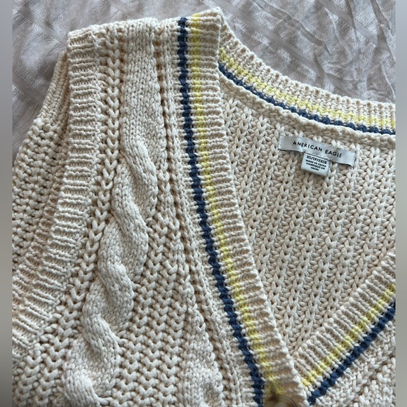 vest sweater knit cozy warm for fall - Picture 3 of 5